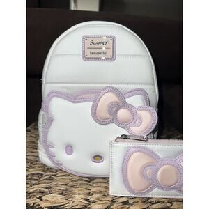 Sanrio Exclusive Hello Kitty Quilted Texture Mini Backpack Cardholder